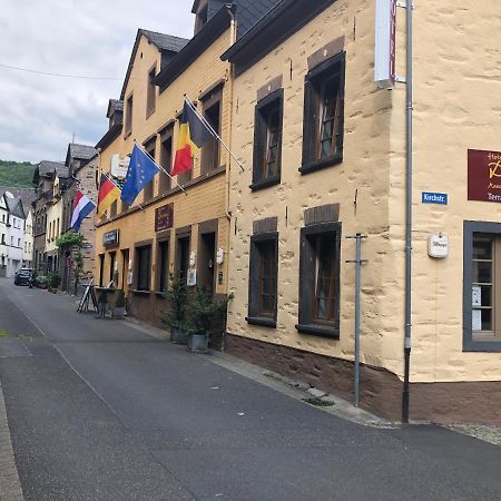 Hotel Zur Dorfschaenke Klotten Bagian luar foto